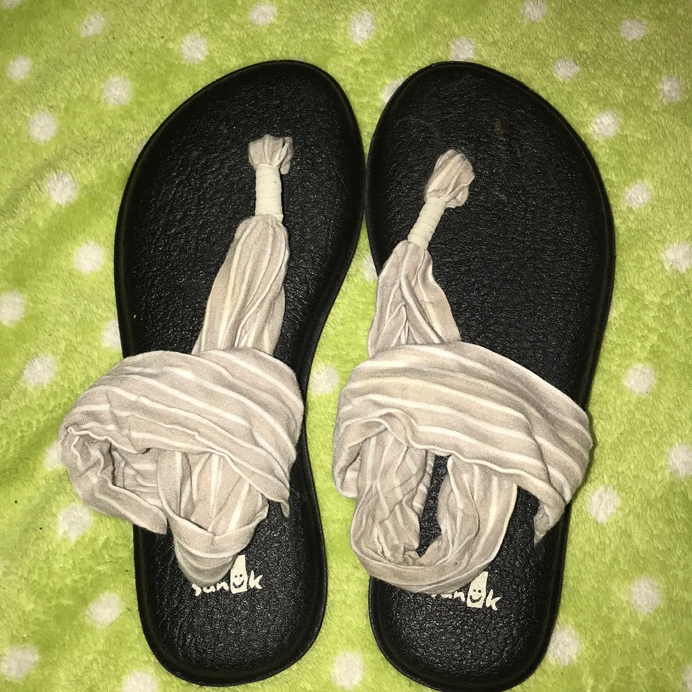 Sanuk sandals